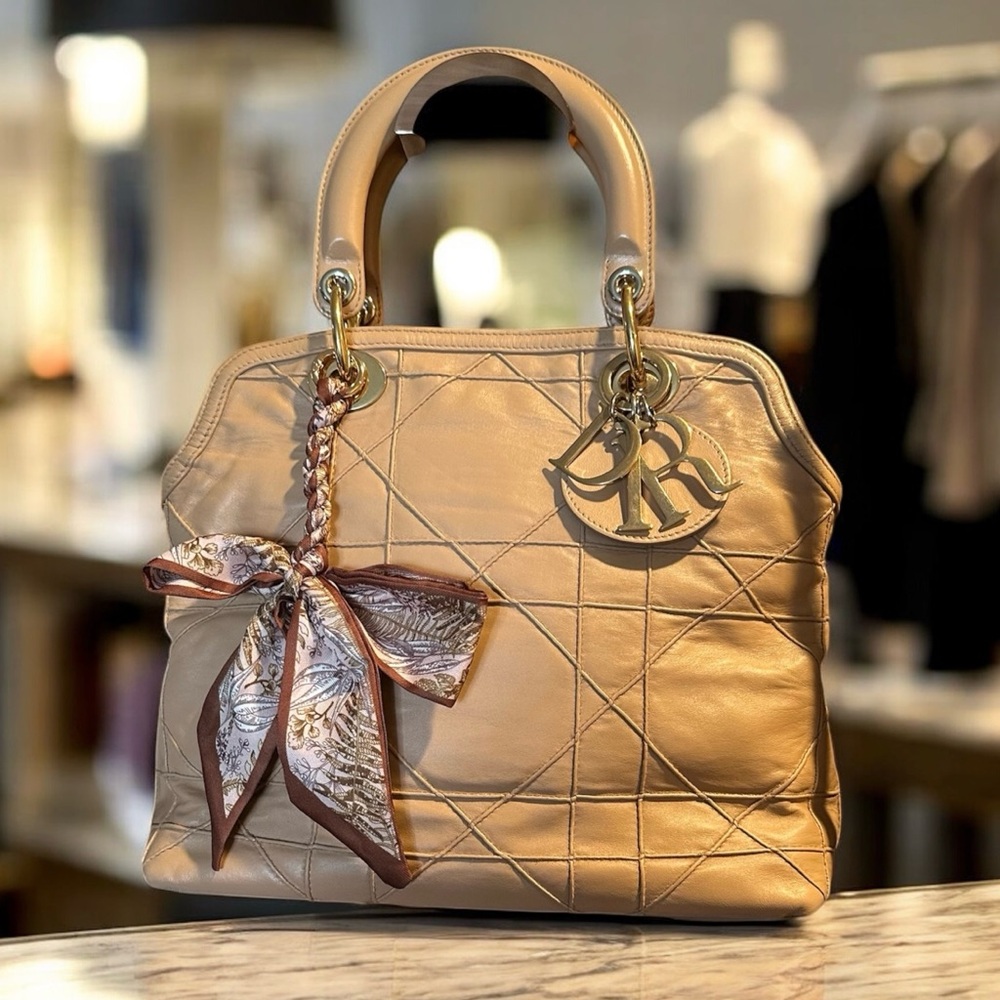 SOLD!!
DIOR CANNAGE BAG